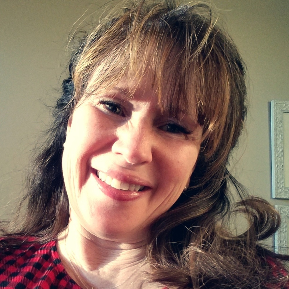 Meet your Posher, Lori